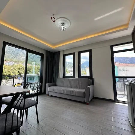 Azra Oeluedeniz Apartmán Fethiye