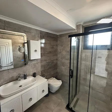 Azra Oeluedeniz Apartman