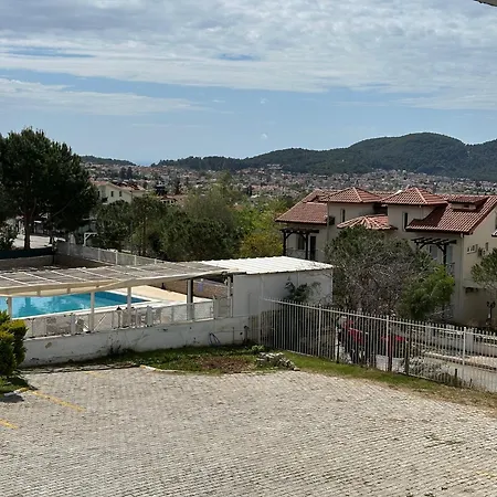 Azra Oeluedeniz Apartman *